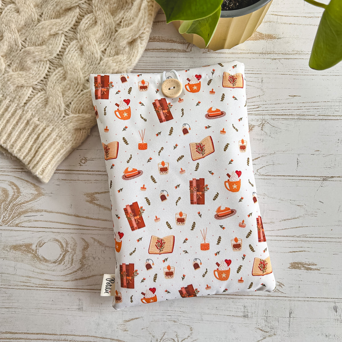 Funda | White